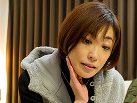 謝礼付きモニターで連れ込まれたおばさんが”健康器具”と称して大人のオモチャを渡されて、一人っきりになったなら・・・試す!?試さない!? 性玩具でおばさんたちがこっそりイキまくり!久しぶりに潤んだマ〇コで9人の生姦セックス!!② サンプル動画サムネイル