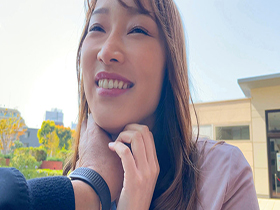 【性欲強め女子限定】パパ活bitch!03 すみれ(29歳)●●信用金庫受付 ーお金じゃない、ハードなSEXお願いします。ー 丹波すみれ サンプル動画サムネイル