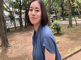 俺のいいなり素敵なヤリマン子ちゃん! 栞奈(34歳) エロ尻 ベロ出しおねだり 潮スプラッシュ 人妻 子供なし 旦那とセックスレス サンプル動画サムネイル
