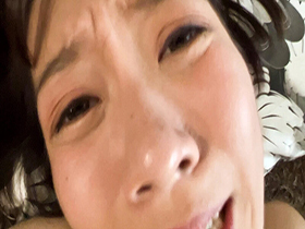 妻から届いたNTRビデオレターが胸クソすぎた件。秋田の美人妻編　秋田弁で夫に詫びながらアヘ顔種付けザーメン便器　サンプル画像05