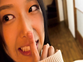 これが令和のガチ夜這いセックス！実家暮らしの女の子　サンプル画像04