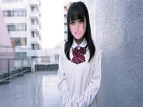 おじさんとH絶対無理めな清純美少女、信じられないドM本性【キモデブ中年男たちにひざまづきフェラ奉仕&全員と本気Dキス】卑猥要求を全て承諾し巨マラおじさん連続中出しで絶頂イキ狂う精液便女育成6P乱交 サンプル動画サムネイル