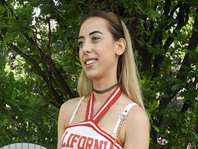 海外でダメ元ナンパした尋常ではないオーラのモデル級美女がまさかのAVデビュー! サンプル動画サムネイル