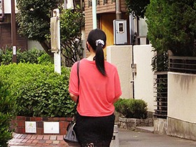 街でエロい身体した主婦を勝手に連れ去って、陵辱レイプしたのでAV販売! サンプル動画サムネイル