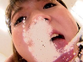 バーチャル映像で口臭吐き掛けられ、大量に唾も掛けられたい　サンプル画像08