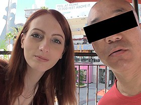 ロスでナンパした超美乳な人妻が恥ずかしがり屋の常識人なのにフェラテク最高のヘンタイ女だった アレックス(24歳) サンプル動画サムネイル