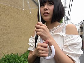 素人ナンパでセンズリ鑑賞5 見るだけでいいんです!だからちょっと僕のチ●ポ見てもらえませんか? サンプル動画サムネイル
