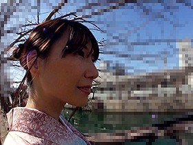 着物ぶっかけ!和装でお出掛けするのが大好きなあやのさんは着物持参でザーメンまみれ サンプル動画サムネイル
