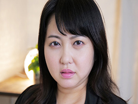 真面目そうなのに、旦那に内緒で浮気を繰り返すKカップ超乳ぽっちゃり人妻 本名不明 サンプル動画サムネイル