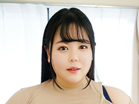 B125 W111 H117 迫力満点!アイドル顔した驚異の豊満超乳素人娘さん、関西方面から素材提供頂きました(o_ _)o サンプル動画サムネイル