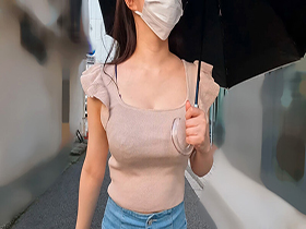 天然巨乳を揉む 豊満ユサユサおっぱいを着衣や生や下着で揉んだり吸ったりこねくり回したり サンプル動画サムネイル