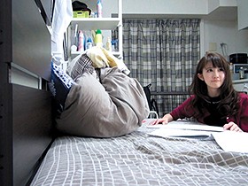 パコキャス!素人娘を連れ込みSEX生配信させて人生終了 Vol.7 サンプル動画サムネイル