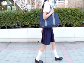 円女交際 中出しoK18歳 ちっぱいロ●っ娘美少女 永野いち夏 サンプル動画サムネイル