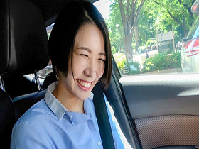 5秒で即イキするフェラの名手AVデビュー Fカップ27歳エステティシャン 朝日まこと サンプル動画サムネイル