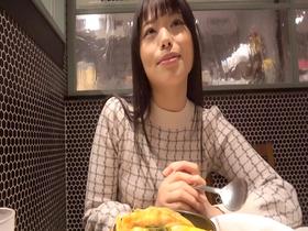 中出しするだけの簡単なお仕事 ワンコインで中出しOK変態医療事務 さき 25歳 サンプル動画サムネイル