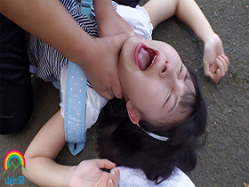 ガチ恋粘着ピーピング 山梨市 エスカレーター系Ａ 低身長 拉致 貧乳 ドラッグ 襲撃レ×プ お漏らし 睡姦　サンプル画像10