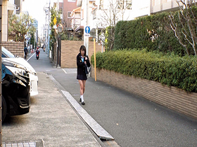 純朴パイパン少●中出し~性癖異常者の猥褻行為~お漏らし地味っ娘なつ サンプル動画サムネイル